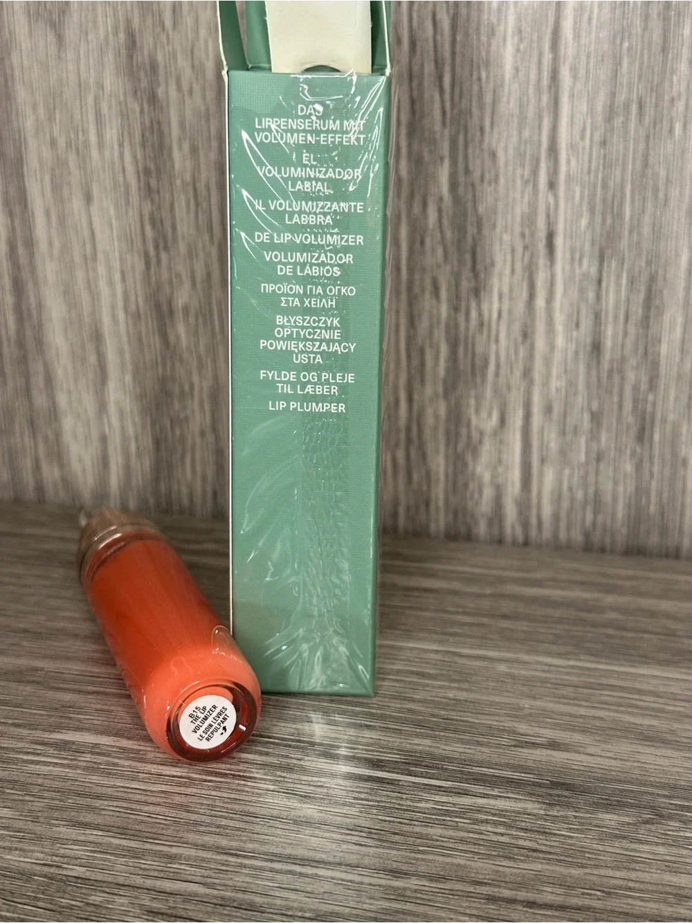 La Mer Lip Volumizer Gloss — 40 Sheer Coral